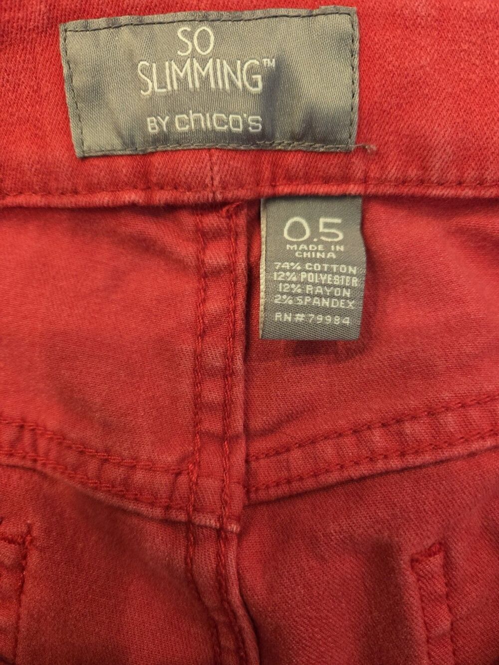 So Slimming by Chico's Women's Washed Red Ankle Zip Jeans Size 0.5 US Size 6 - Picture 5 of 15